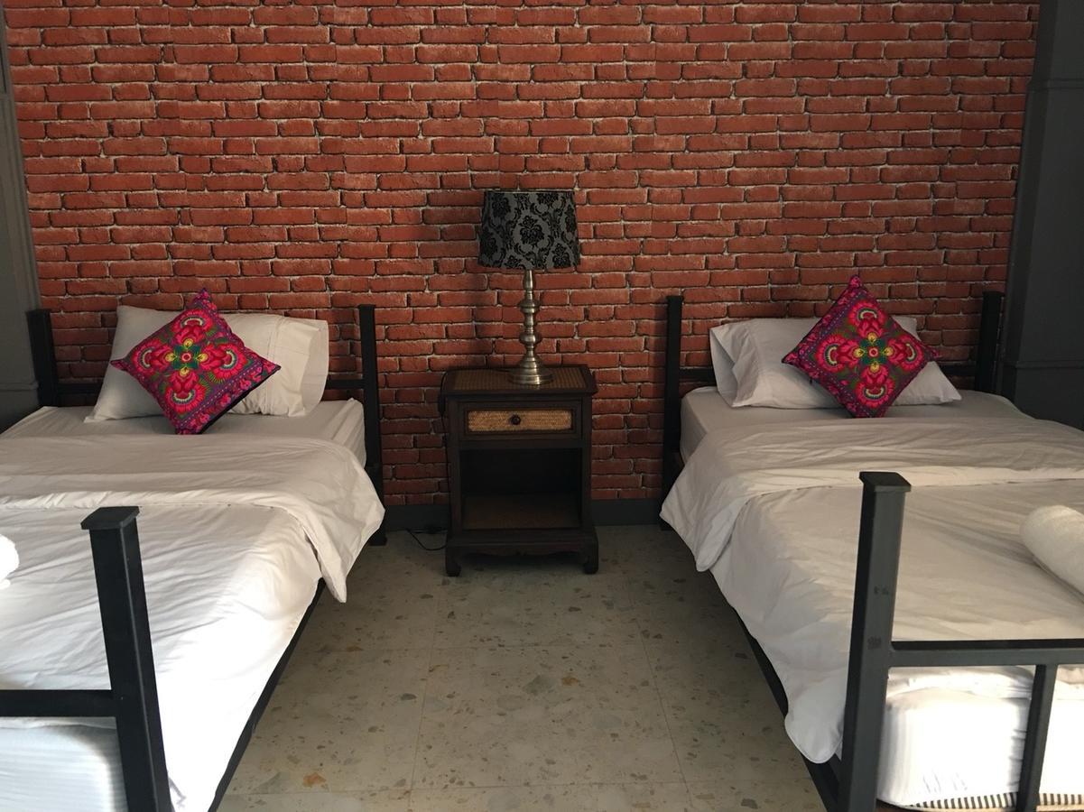 Baanlansa Bed&Bar Hotel Csiangmaj Kültér fotó